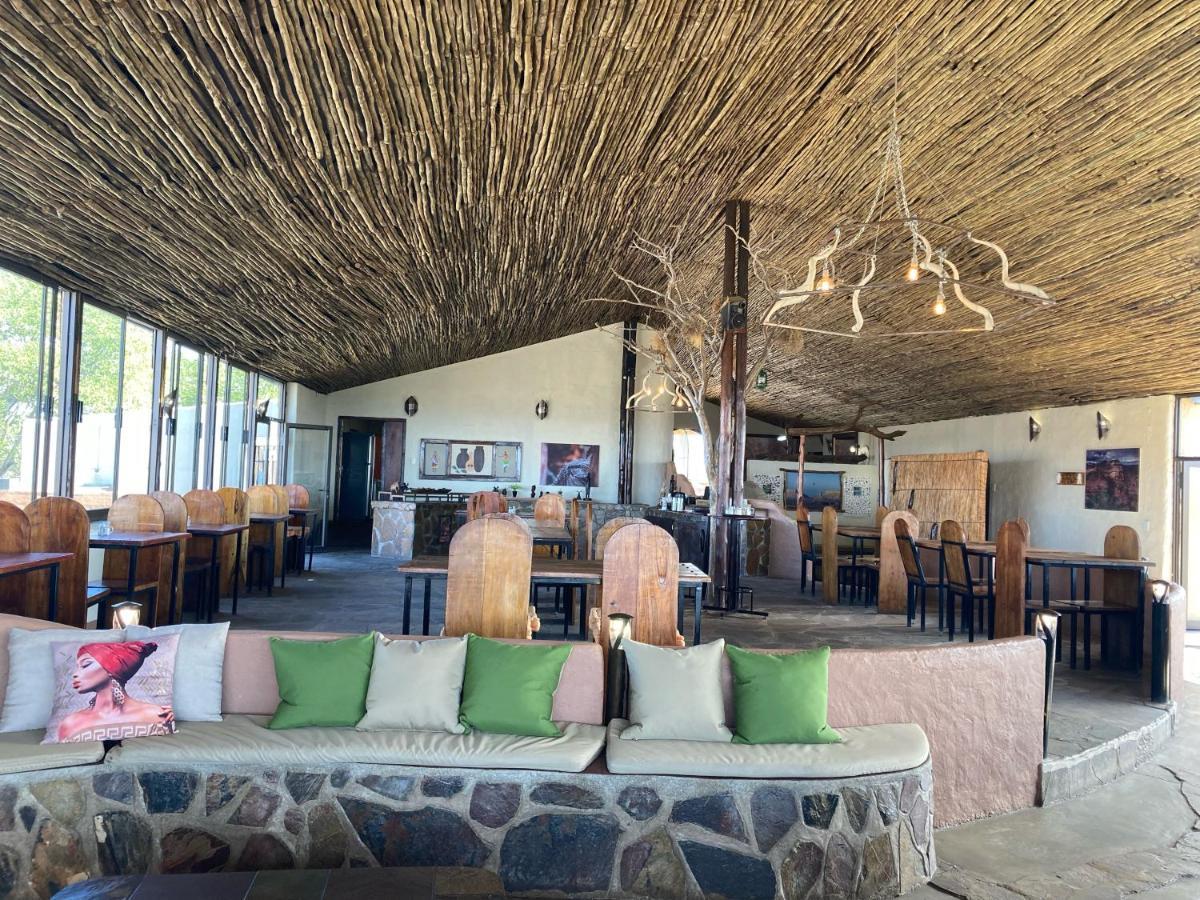 Ugab Terrace Lodge Vingerklip Eksteriør bilde